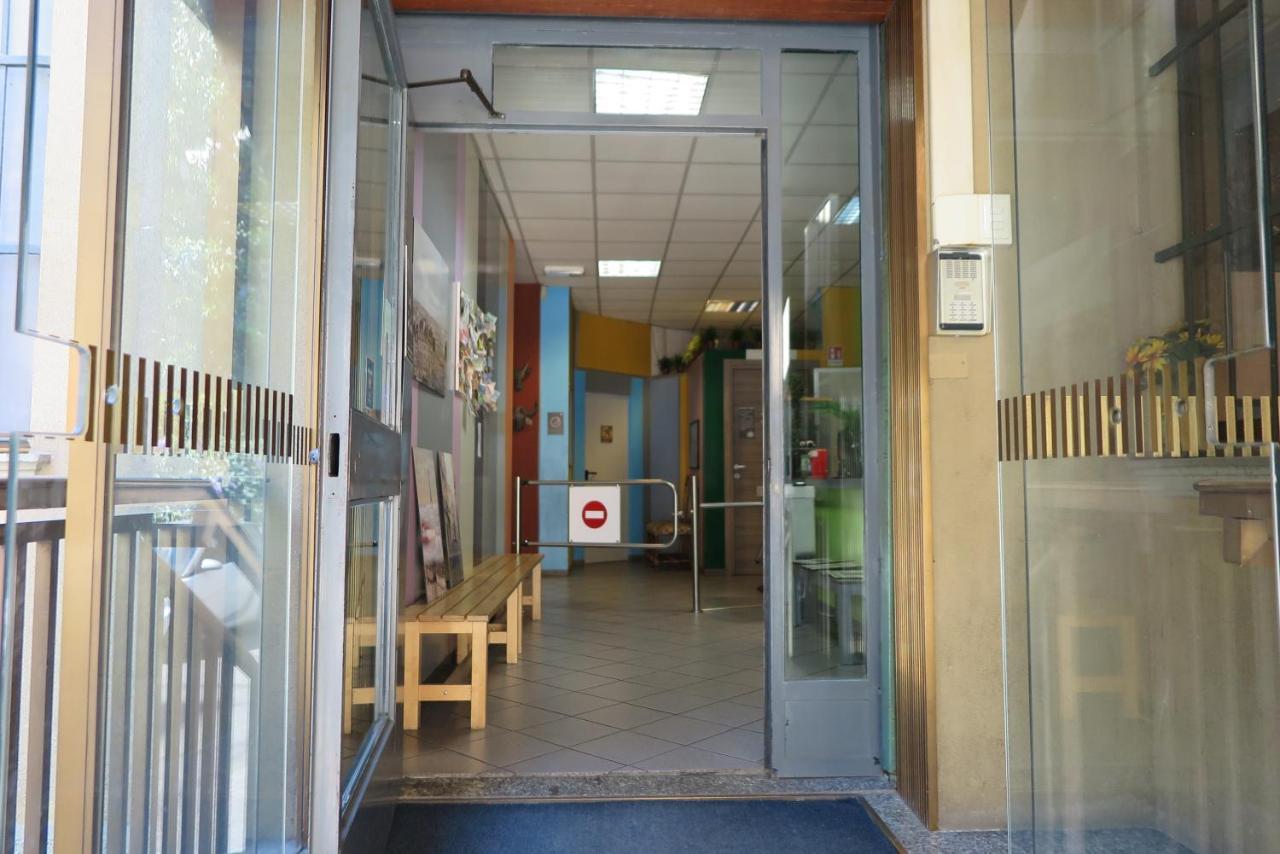 Koala Hostel Milan Exterior photo